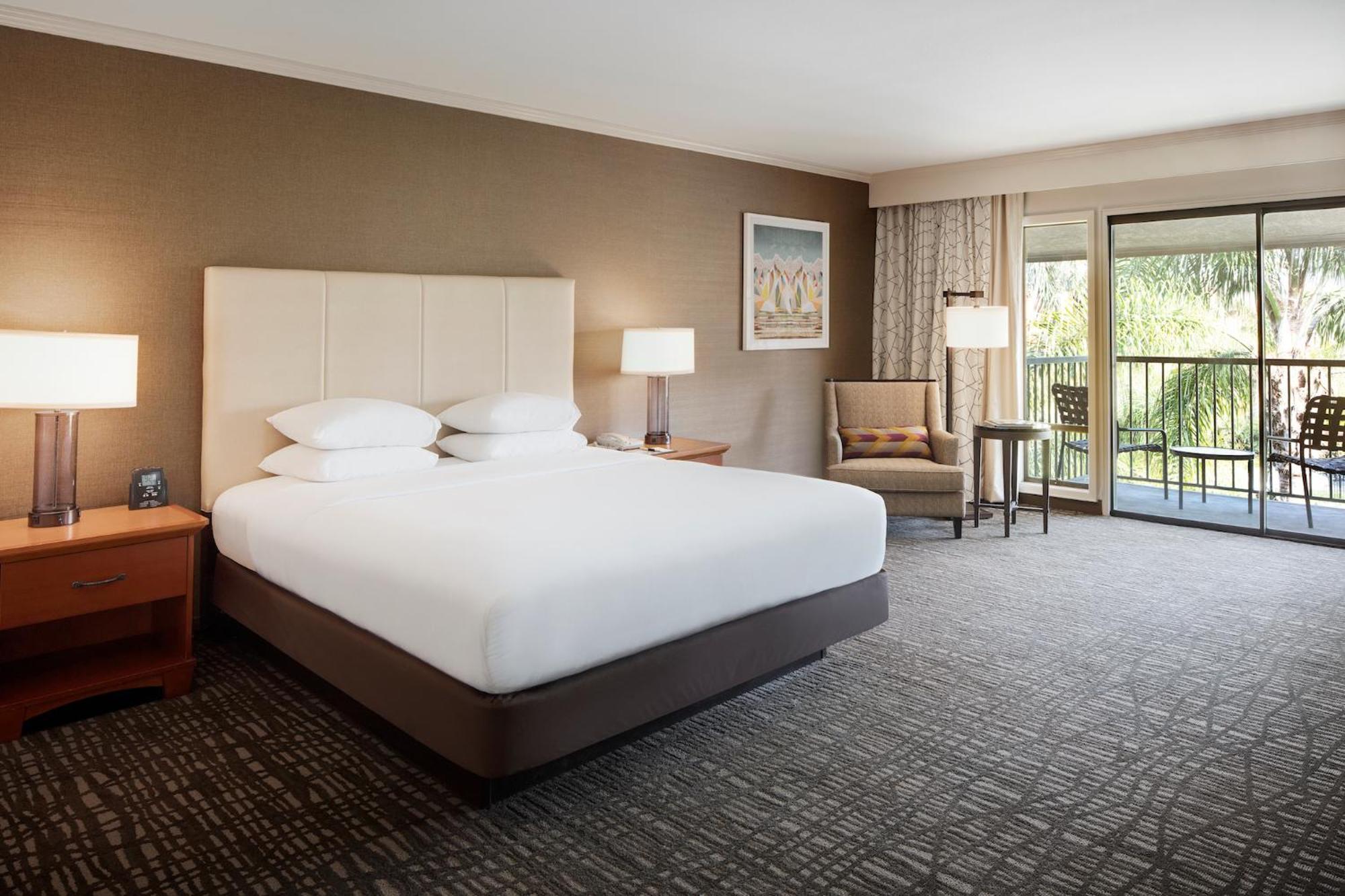 Doubletree By Hilton Ontario Airport Hotel Buitenkant foto