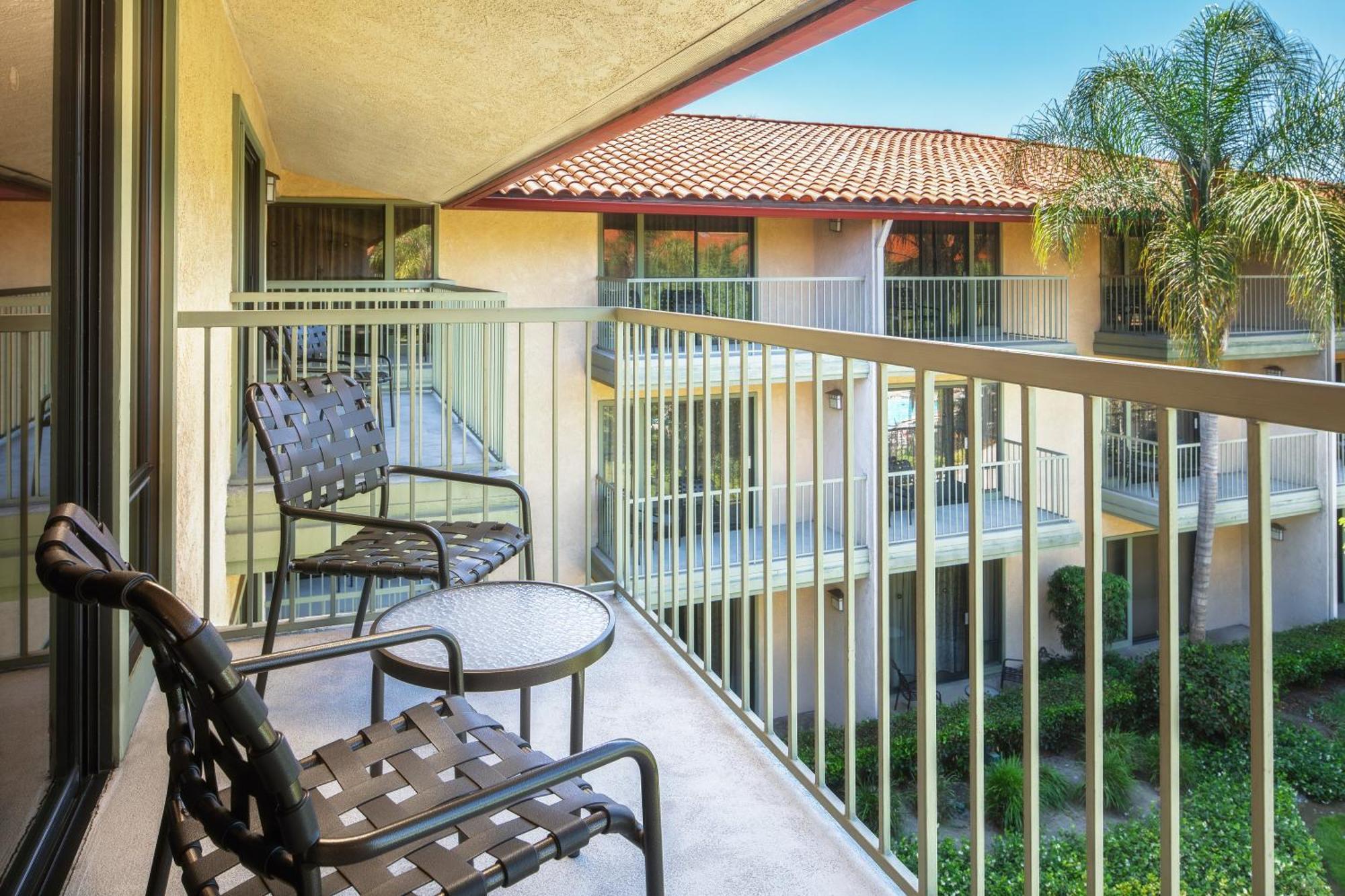 Doubletree By Hilton Ontario Airport Hotel Buitenkant foto